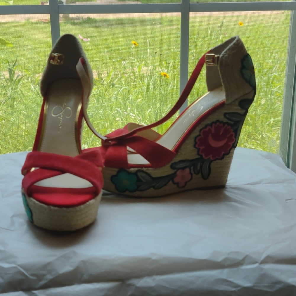 Beautiful embroidered wedges